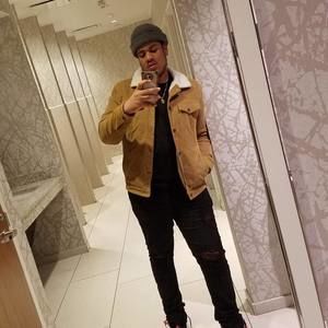 Meet your Posher, Lewis